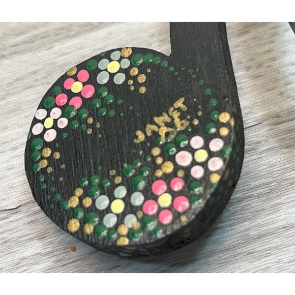 Music Eighth Note Brooch Pin Black Floral Vtg Hand Painted Wood 'Janet' - Picture 2 of 6